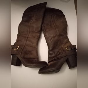 Fergalicious knee high boots size 6 women's heels